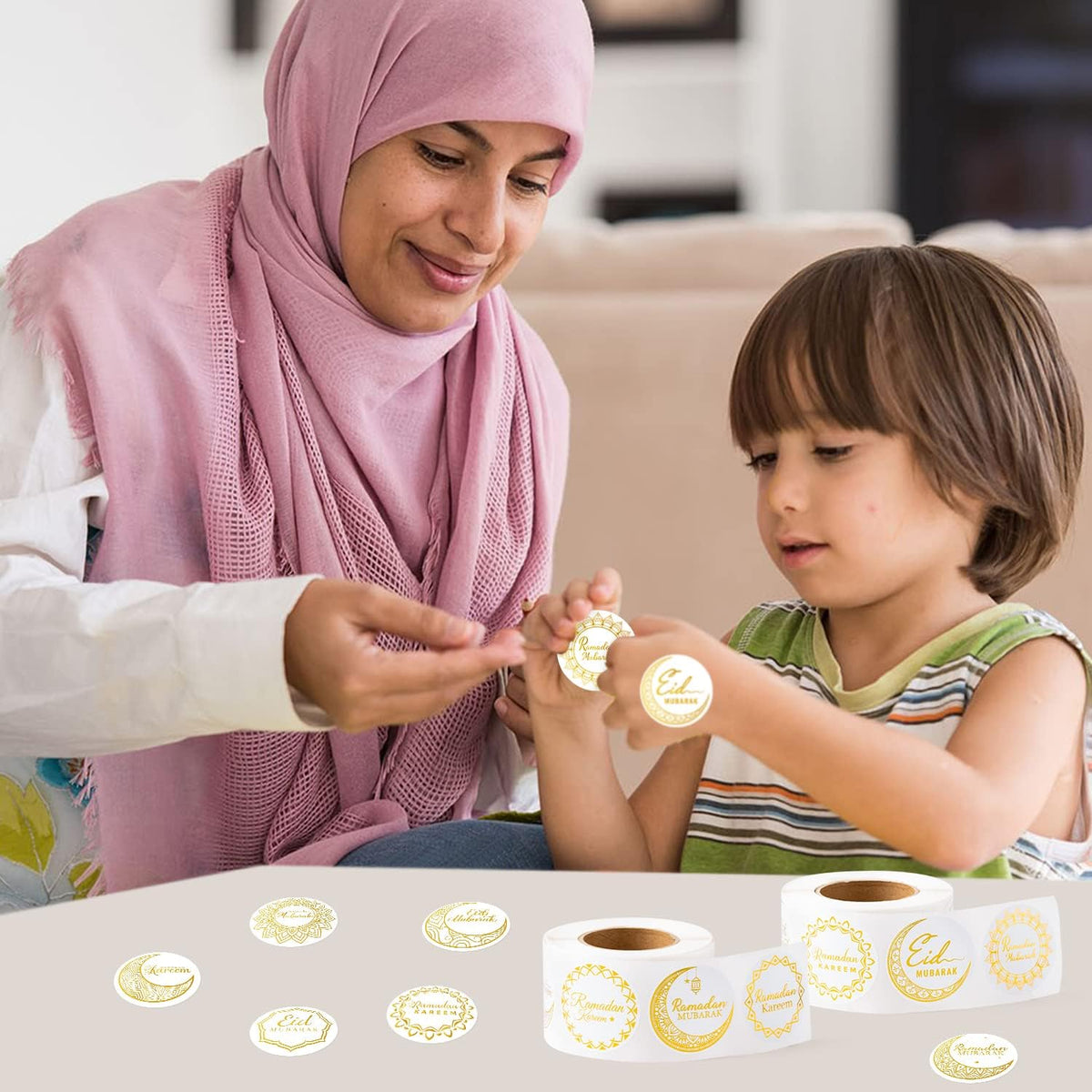 Ramada Eid-Al-Fitr Stickers Rolls - 1000Pcs(2 Rolls)Gold Ramadan Eid Al Fitr Party Moon Pattern round Sticker Roll Gift Tag Label Self-Adhesive Giftwrap Decal Gift Wraping Waterbottle Scrapbook
